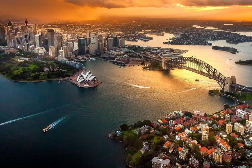 Elegant Double Ensuite Room - Ac - 1Min To Central - Closely Located To Almost Sydney Must Seen Spots Extérieur photo
